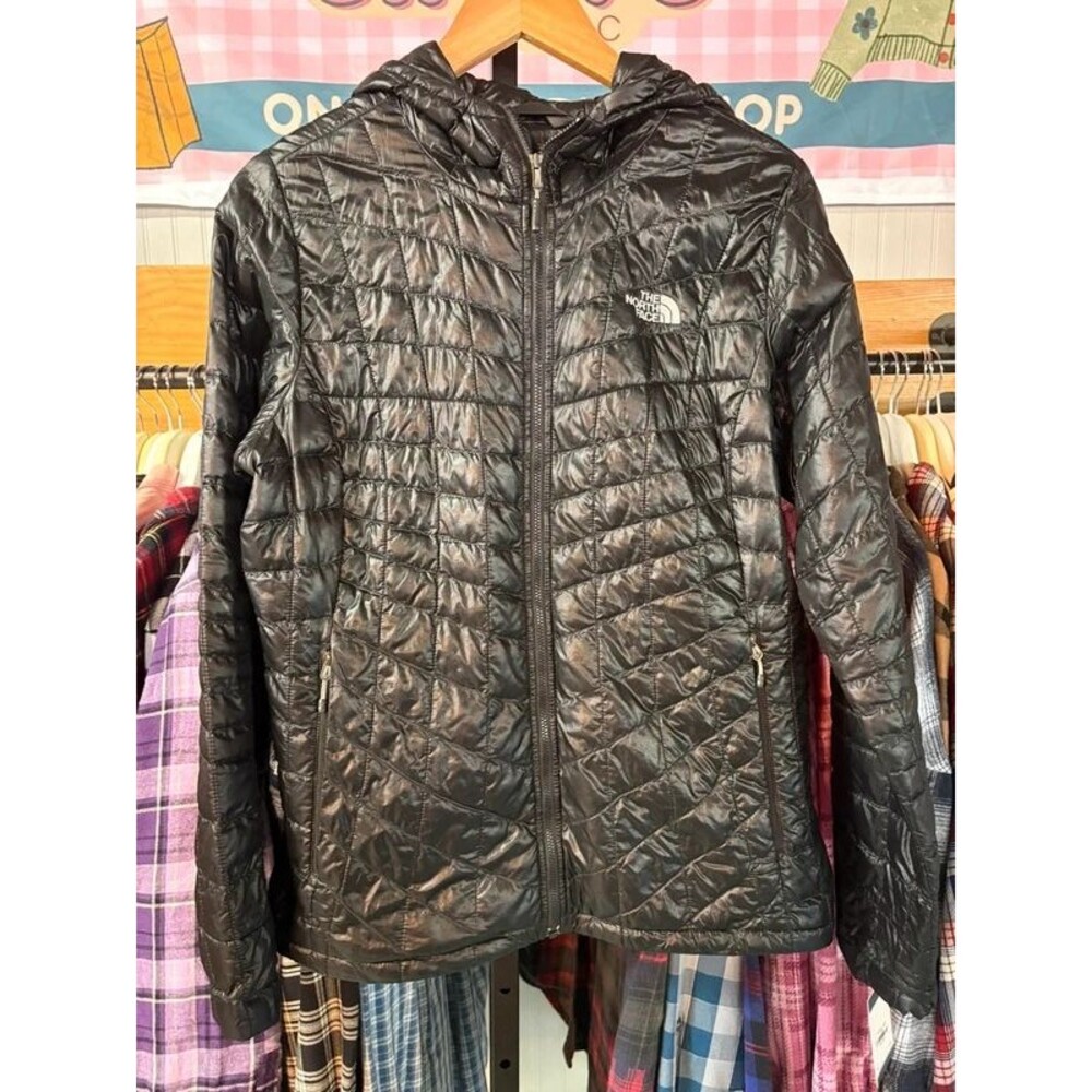 North face quilted black jacket medium?